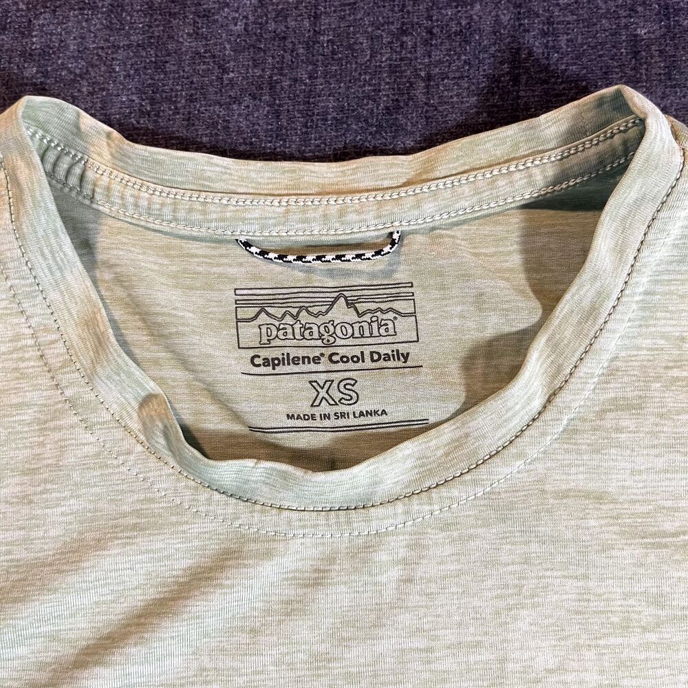 Patagonia Men's Capilene Cool Daily Green Shirt Trail Running Tree Trotter Sz XS - Picture 3 of 9